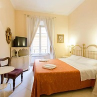 Marta Guest House
