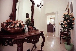 Marta Guest House