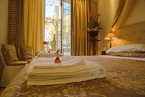 Pantheonview - Luxury Suites