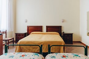 Hotel Savoia E Campana