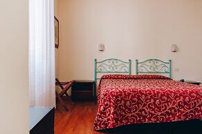 Hotel Savoia E Campana