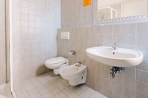 Hotel Savoia E Campana