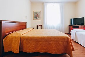 Hotel Savoia E Campana