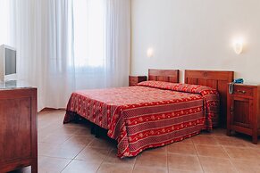 Hotel Savoia E Campana