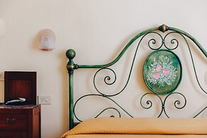 Hotel Savoia E Campana