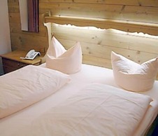 Hotel Roter Hahn - Bed & Breakfast