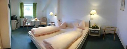 Hotel Roter Hahn - Bed & Breakfast
