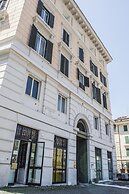 All'Ombra del Cupolone