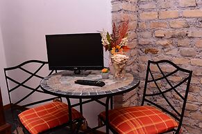 All'Ombra del Cupolone