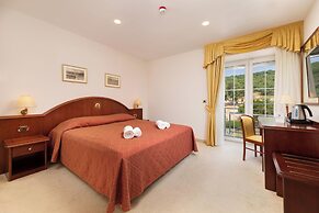 Hotel Kanajt
