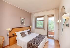 Hotel Tevere