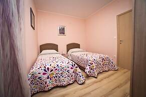 Split Apartments Peric