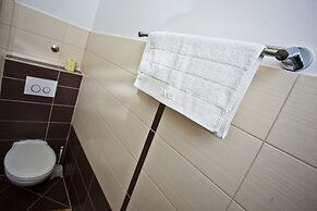 Split Apartments Peric