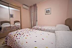Split Apartments Peric