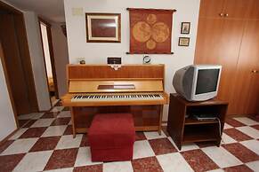 Split Apartments Peric