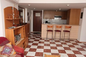 Split Apartments Peric