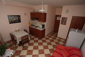 Split Apartments Peric