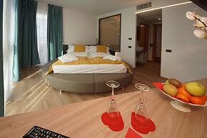 Ambassador Suite Hotel