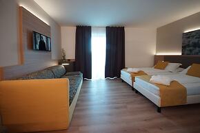 Ambassador Suite Hotel