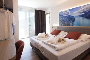 Ambassador Suite Hotel