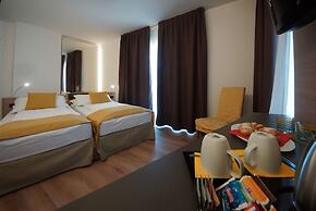 Ambassador Suite Hotel