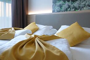 Ambassador Suite Hotel