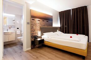 Ambassador Suite Hotel