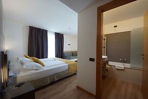 Ambassador Suite Hotel