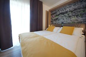 Ambassador Suite Hotel