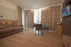 Ambassador Suite Hotel