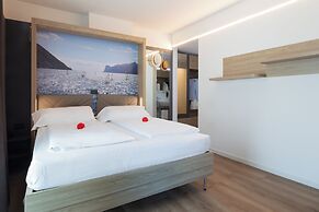 Ambassador Suite Hotel