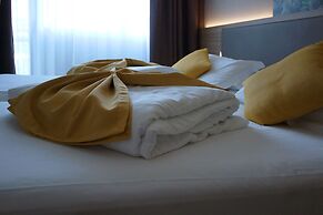 Ambassador Suite Hotel