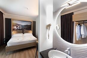 Ambassador Suite Hotel