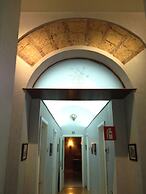 Bonapace Porta Nolana B&B