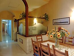 Bonapace Porta Nolana B&B