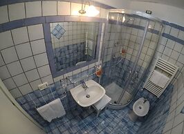 Bonapace Porta Nolana B&B