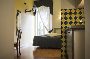 Bonapace Porta Nolana B&B