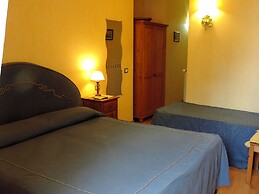 Bonapace Porta Nolana B&B