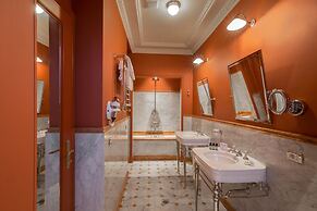 Hotel Locarno