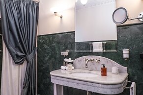 Hotel Locarno