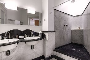 Hotel Locarno