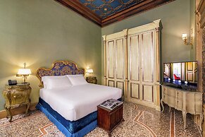 Hotel Locarno