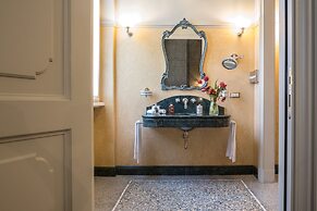 Hotel Locarno