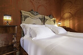 Hotel Locarno