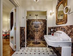Hotel Locarno