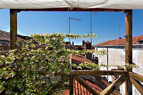 Ca' San Giorgio Relais & Suites