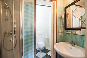 3749 Ponte Chiodo Guest House