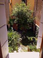 3749 Ponte Chiodo Guest House