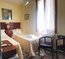 3749 Ponte Chiodo Guest House