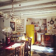 3749 Ponte Chiodo Guest House